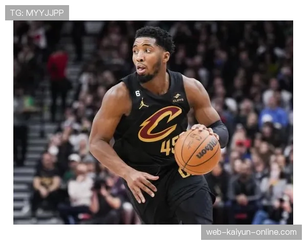 多诺万·米切尔突破提升季后赛得分效率显著拉开对手防线