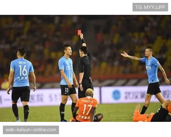 追加处罚如何判定？裁判回溯犯规的规则边界解析